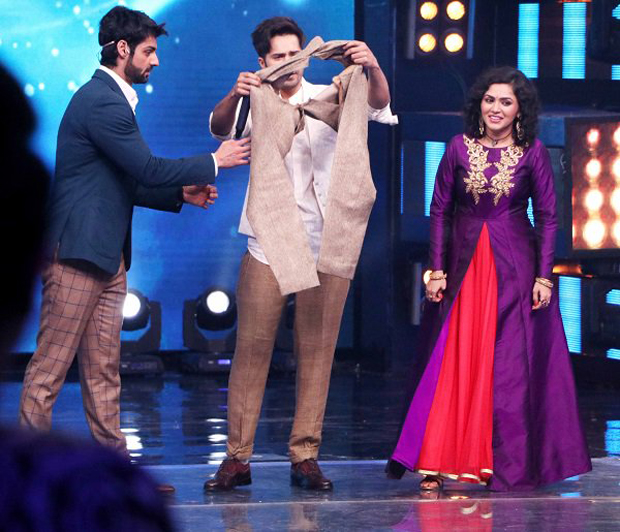 Varun Dhawan’s pants gets ripped on stage Bollywood Hungama