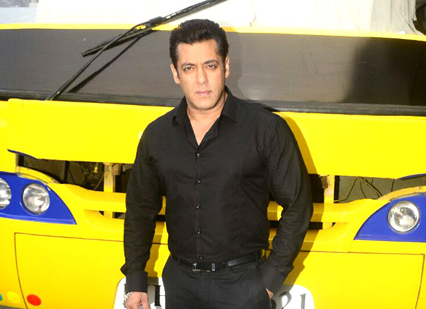 WOAH! 15 Year old Salman Khan fan runs away from home to meet the actor WOAH! 15 Year old Salman Khan fan runs away from home to meet the actor