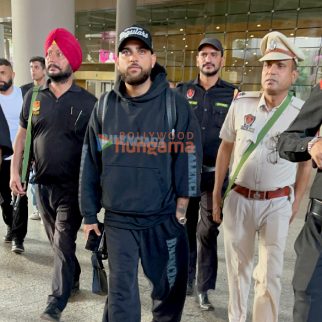 Photos Karisma Kapoor, Vidyut Jammwal, Vidya Malvade and others snapped at the airport (5)