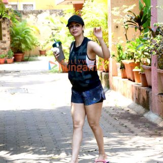 Photos Malaika Arora snapped outside Diva Yoga in Bandra (1)
