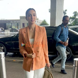 Photos Kiara Advani, Zahrah S Khan, Radhika Madan and others snapped at the airport (3)