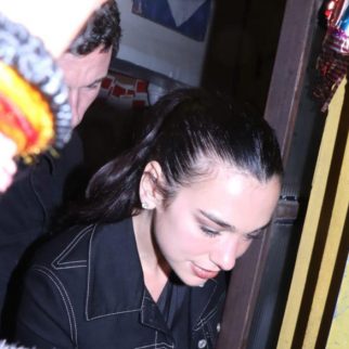 Photos Dua Lipa snapped in Mumbai (4)