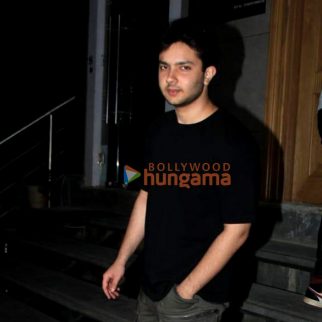 Photos Karan Kundrra, Tejasswi Prakash, Aly Goni and others attend Raghav's birthday bash (4)