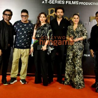 Photos Kartik Aaryan, Vidya Balan, Madhuri Dixit and others grace the success party of Bhool Bhulaiyaa 3 (9)