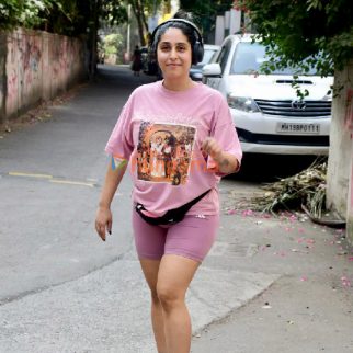 Photos Neha Bhasin snapped at Carter Road (3)