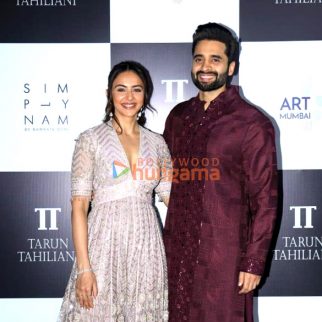 Photos Saniya Malhotra, Rakul Preet Singh, Jackky Bhagnani and others snapped attending Tarun Tahiliani's parade at Mahalaxmi Race Course (2)