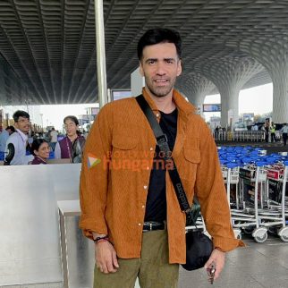 Photos Sunny Leone, Anushka Sen and others snapped at the airport (3)