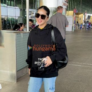 Photos Sunny Leone, Anushka Sen and others snapped at the airport (8)