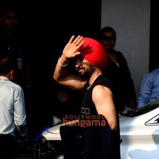 Photos Diljit Dosanjh snapped at Kalina airport (4)