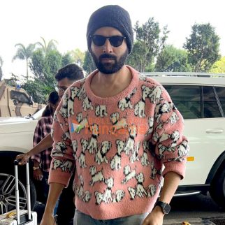 Photos Kartik Aaryan snapped at the airport (1)