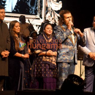 Photos Sonu Nigam's tribute to the legend Mohammed Rafi on his 100th birth anniversary (3)