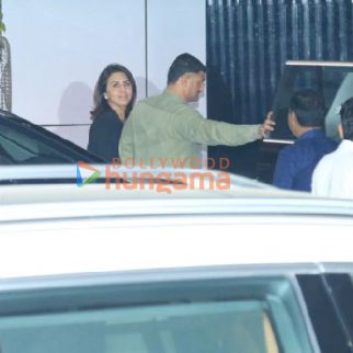 Photos Ranbir Kapoor, Alia Bhatt, Neetu Singh and Soni Razdan snapped at Kalina airport (4)