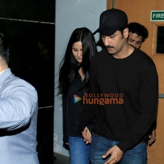 Photos Vicky Kaushal and Katrina Kaif snapped at BKC (1)