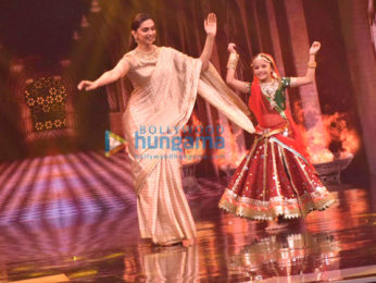 Deepika Padukone promotes Padmavati on the sets of Super Dancer
