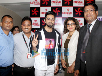 Ayushmann Khurrana visited Sangam Carnival Cinemas to see public reaction for his film 'AndhaDhun'