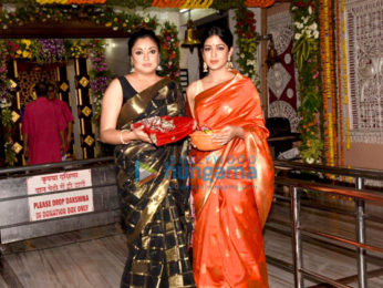 Tanushree Dutta and Ishita Dutta snapped at Kali Mata temple