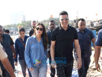 Kareena Kapoor Khan and Akshay Kumar snapped at the Versova jetty