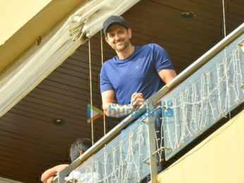 Photos: Hrithik Roshan greets fans at his residence in Juhu