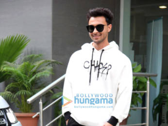 Photos: Aayush Sharma, Helen and others spotted at Hinduja Hospital