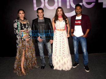 Photos: Salman Khan, Sonakshi Sinha, Saiee Manjrekar and Prabhu Dheva snapped promoting their film Dabangg 3 on the sets of Dance Plus