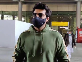 Arjun Kapoor and Yami Gautam spotted at Airport