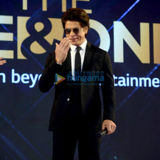 Photos: Shah Rukh Khan snapped in Delhi at a promotional event