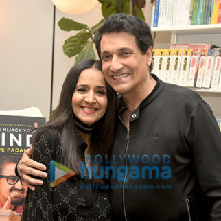 photos Jim Sarbh, Shiamak Davar, Dalip Tahil & others snapped at the launch of Alyque Padamsee's Book (5)