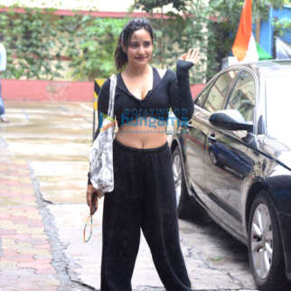 Photos: Neha Sharma spotted at the gym in Bandra