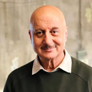 Anupam Kher recalls working with Shashi Kapoor for the first time in Utsav; shares a picture featuring the late actor