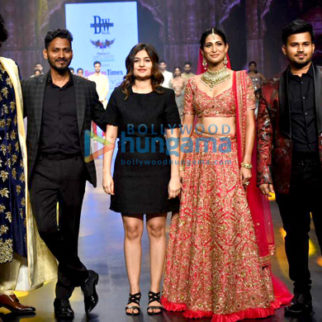 Photos: Isha Koppikar, Aahana Kumra, Divya Dutta and others walk the ramp at the Bombay Times Fashion Week 2022