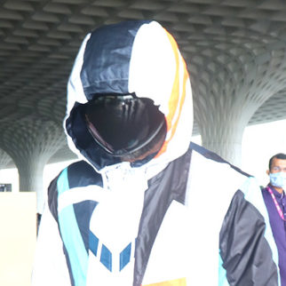 Raj Kundra snapped at the airport following his mask trend