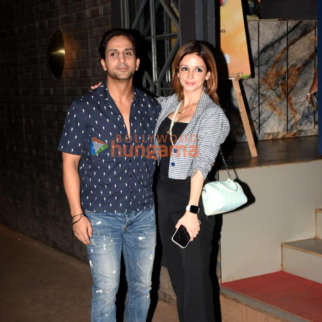 Photos: Sussanne Khan, Arslan Goni, Anushka Ranjan and others snapped in Juhu