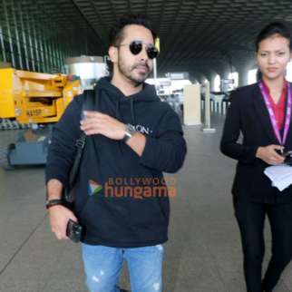 Photos Kangana Ranaut, Kartik Aaryan and others snapped at the airport (4)