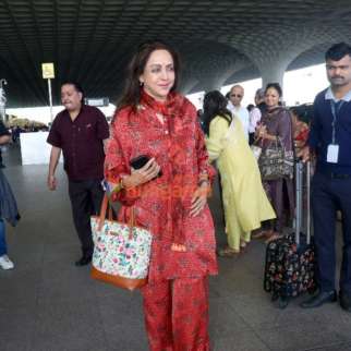 Photos Kangana Ranaut, Kartik Aaryan and others snapped at the airport (6)
