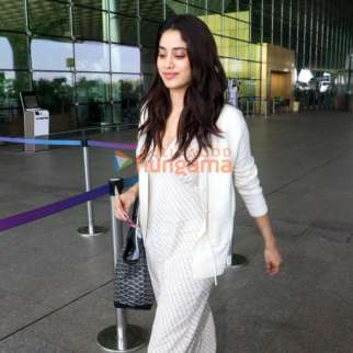 Photos Nushrratt Bharuccha, Janhvi Kapoor, Maniesh Paul and others snapped at the airport (10)