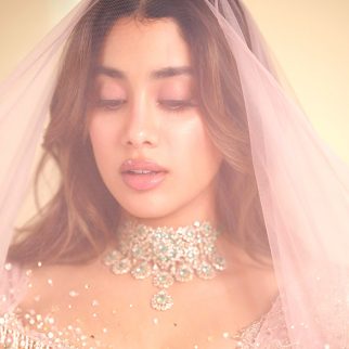 Janhvi-Kapoor-(4)